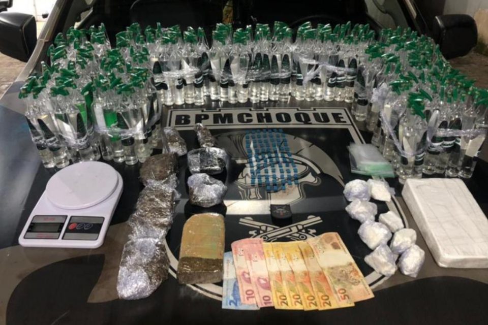 Polícia apreende mais de quatro tipos de drogas avaliadas em R$ 115 mil