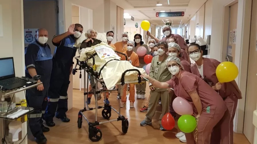 Idosa de 110 anos se recupera da covid-19 e recebe alta de hospital em SP