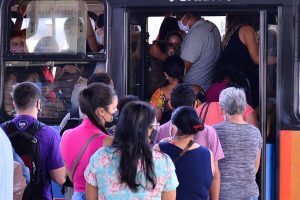 Após quase quatro meses, o embarque prioritário no sistema de transporte público da Grande Goiânia será suspenso na segunda-feira (19). (Foto: Jucimar Sousa / Mais Goiás)