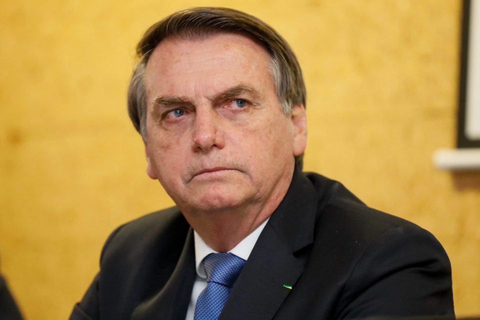 Bolsonaro determina a órgãos públicos economia de energia
