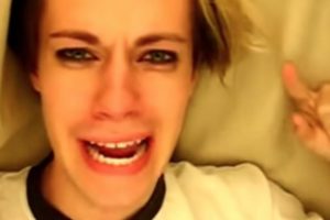 Vídeo viral 'Leave Britney Alone' é vendido por R$ 252 mil