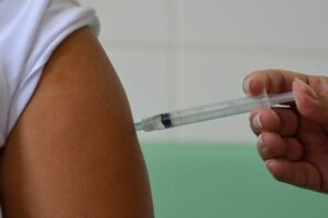 Abadiânia convoca adolescentes de 12 a 17 anos para vacinar contra Covid