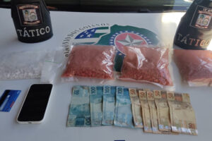 Ao todo a droga está avaliada em R$ 120 mil, de acordo com a Polícia Militar