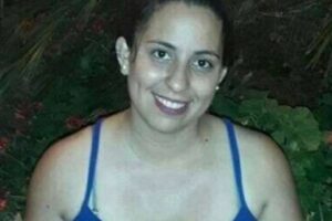 Uma mãe e seu bebê de dois meses foram encontrados mortos em casa, em Corrientes, na Argentina, na última segunda (3). Após não Mulher sofre morte súbita durante amamentação e filha morre asfixiada