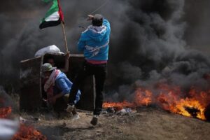 Brasileiros contam como é estar sob fogo cruzado em Israel