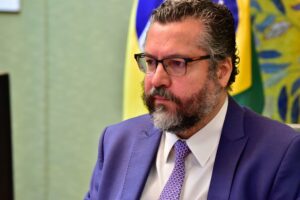 AO VIVO: assista o depoimento de Ernesto Araújo à CPI da Covid