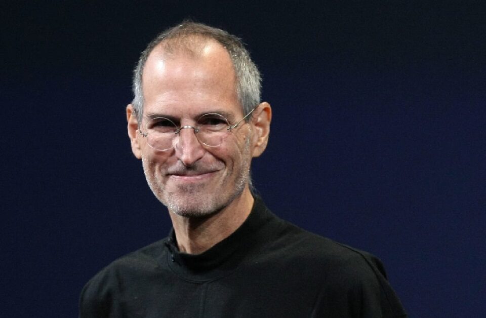 Steve Jobs chamou Facebook de 'Fezesbook' em troca de emails