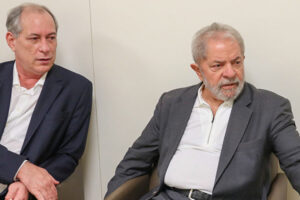 Trégua de Ciro até o Natal dura dez dias e volta a criticar Lula