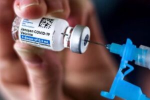 Anápolis anuncia imunização de profissionais da Educação a partir de terça