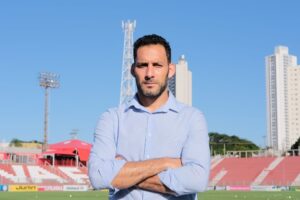 Frontini, diretor de futebol do Vila Nova