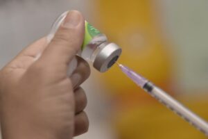 Vacinação contra gripe em Goiânia segue enquanto durarem estoques de doses, diz Saúde