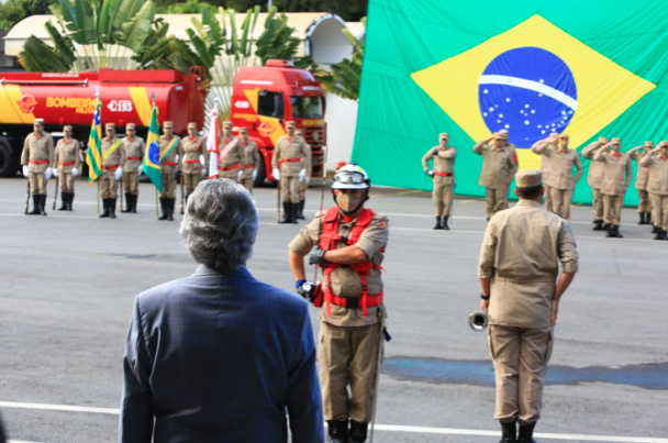 Governador Ronaldo Caiado no lançamento da operação dos bombeiros contra incêndios ambientais (Foto: Governo do Estado)
