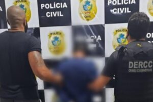 Investigado por armazenar pornografia infantil é suspeito de estuprar o irmão em Goiânia Um homem, de 33 anos, investigado por armazenar mais de 5 mil vídeos pornográficos infantis foi preso suspeito de estuprar o irmão de sete anos.