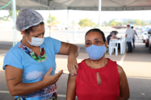 Vacinação vacina covid coronavírus (Foto: Claudivino Antunes/Prefeitura de Aparecida)