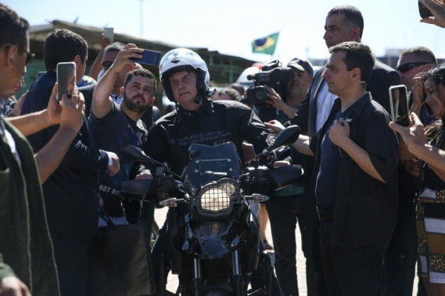 Passeio de moto de Bolsonaro nesse feriado de Corpus Christi (crédito: José Cruz/Agência Brasil)