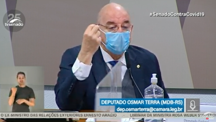 Deputado Osmar Terra na CPI da Covid, no Senado (Foto: Reprodução/TV Senado)