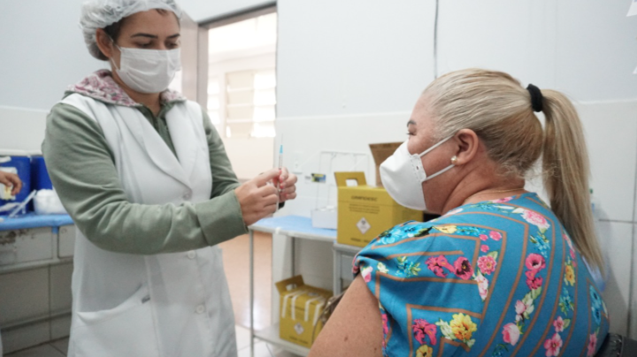 Vacina vacinação covid-19 coronavírus (Foto: Prefeitura de Goiânia)