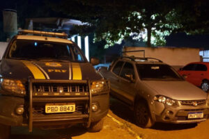 Carro roubado em Belo Horizonte é recuperado em Águas Lindas