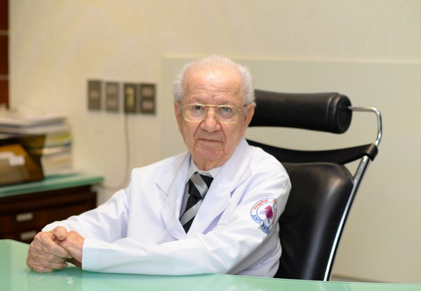 Médico cardiologista Anis Rassi (Foto: Divulgação)