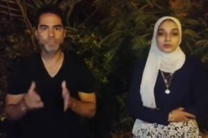 desculpas Médico preso por assédio no Egito publica 'pedido de desculpas' ao lado da vítima