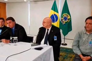 Vídeo vazado mostra ‘gabinete paralelo’ aconselhando Bolsonaro a não confiar nas vacinas1