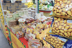 Foto feita pelo Procon durante a pesquisa de preços relativas a comida junina (Foto: Divulgação)