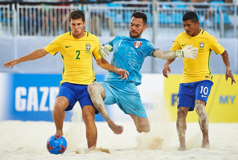 Amistoso Bra-Pel de beach soccer reunirá ídolos do futebol de Pelotas na  Praia do Laranjal