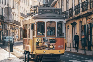 Ruas de Lisboa, em Portugal (Foto: Instagram)