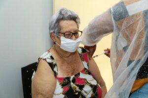 Vacinação h1n1, em Aparecida (Foto: Claudivino Antunes/SecomAparecida))