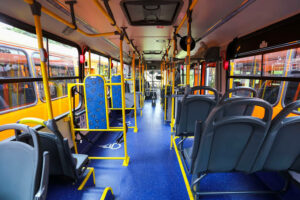 Interior de um ônibus (Foto ilustrativa: prefeitura de Curitiba)