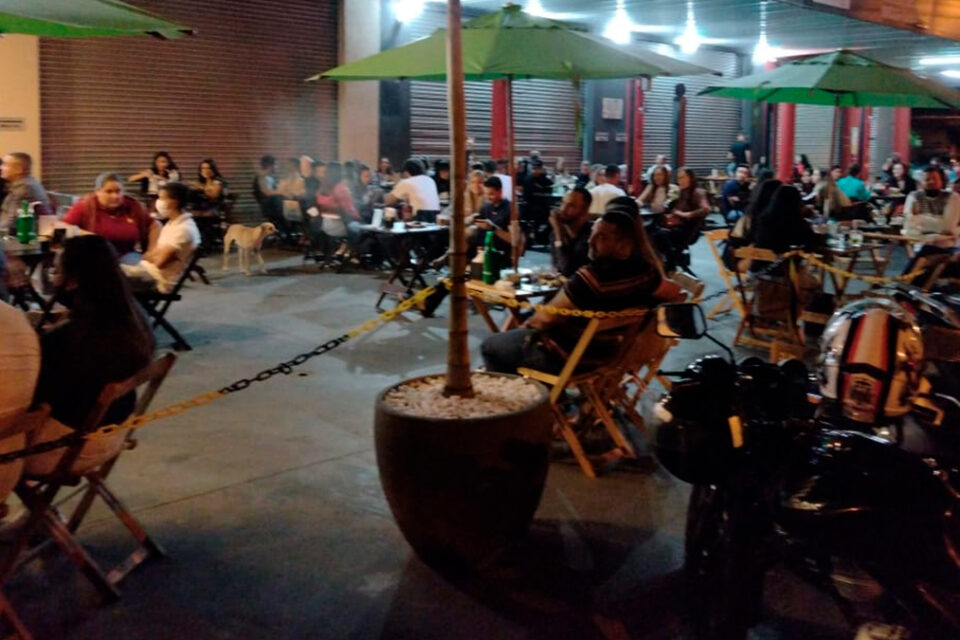 Fiscalização atua em festas e bares em Aparecida, no fim de semana (Foto: Divulgação/SecomAparecida)
