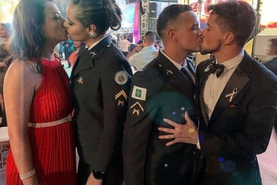 Henrique Harisson já havia sido alvo de comentários homofóbicos após publicar uma foto em que aparece beijando o marido na formatura