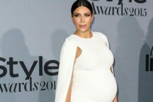 'Era nojento', afirma Kim Kardashian ao relembrar críticas a seu corpo durante gravidez