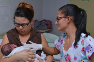 Aleitamento materno MMT (Foto: Claudivino Antunes - SecomAparecida)