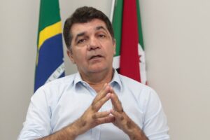 Clésio Salvaro, prefeito de Criciúma