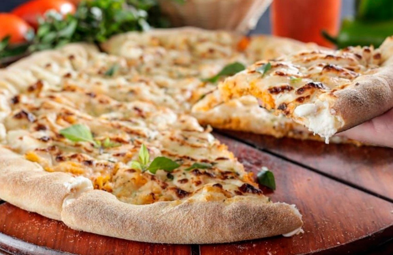 Pizza Place é opção entre pizzarias com entrega em Aparecida de Goiânia