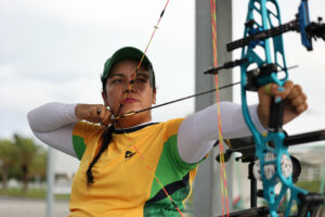 Jane Karlla durante treinamento para Jogos Paralímpicos
