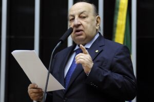Ex-deputado Simão Sessim morre em decorrência de um câncer
