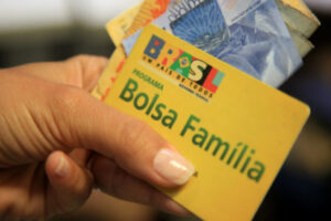 Goiás é o sétimo Estado com menos beneficiários do Bolsa Família