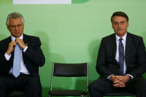 Governador e presidente - Apoio de Caiado a candidatura da terceira via significa mais distância de Bolsonaro. O DEM deve se fundir com o PSL e Mandetta pode se dispor