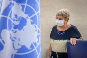 A alta comissária para direitos humanos da ONU, Michelle Bachelet, durante sessão do conselho em Genebra, na Suíça - Fabrice Coffrini
