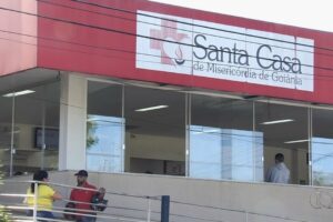Santa Casa de Goiânia rompe contrato e deixa pacientes desassistidos, diz cooperativa
