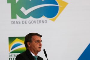 Bolsonaro diz que Forças Armadas não cumpririam suas eventuais ordens absurdas (Foto: José Cruz/Agência Brasil)