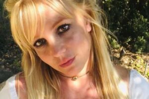 Britney Spears diz que o pai está tentando extorquir dinheiro