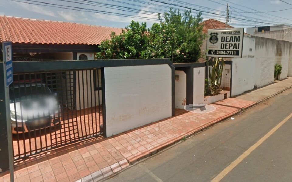 Dois irmãos suspeitos de tráfico de drogas foram detidos, em Itumbiara. Eles integram uma família de oito irmãos, dos quais três já estão presos pelo mesmo crime. (Foto: Google Street View)
