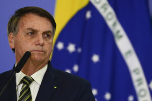 Governo Bolsonaro chega a 53% de reprovação, segundo pesquisa Ipec
