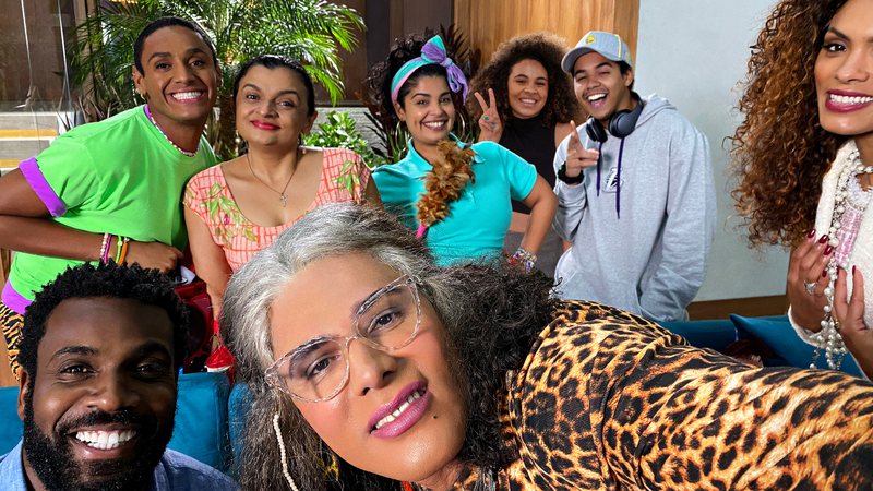 Netflix anuncia primeira sitcom brasileira com plateia e várias câmeras