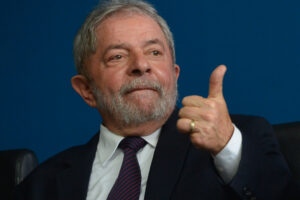 PT deve formalizar pré-candidatura de Lula em fevereiro, mês de aniversário do partido
