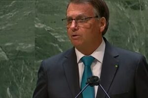 Na ONU, Bolsonaro afirma que Brasil pagou auxílio emergencial de 800 dólares em 2020