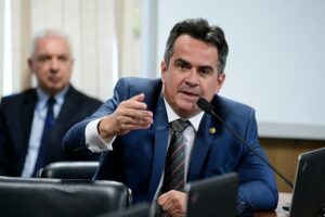 Foco é tirar brasileiros da Ucrânia o mais rápido possível, diz ministro da Casa Civil